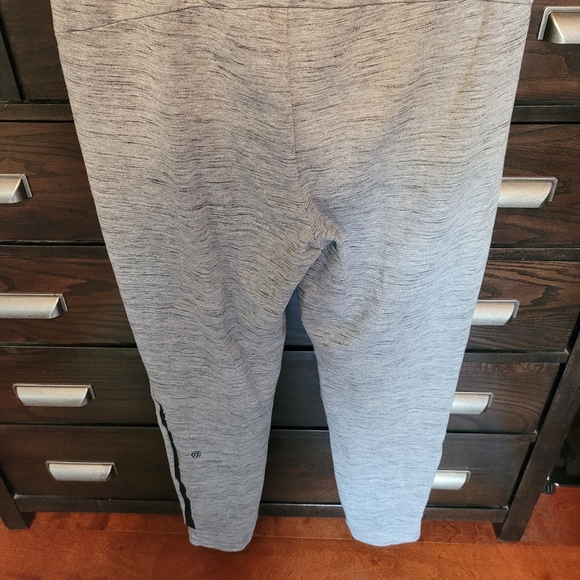 CHAMPION sweats Large - Picture 2 of 3